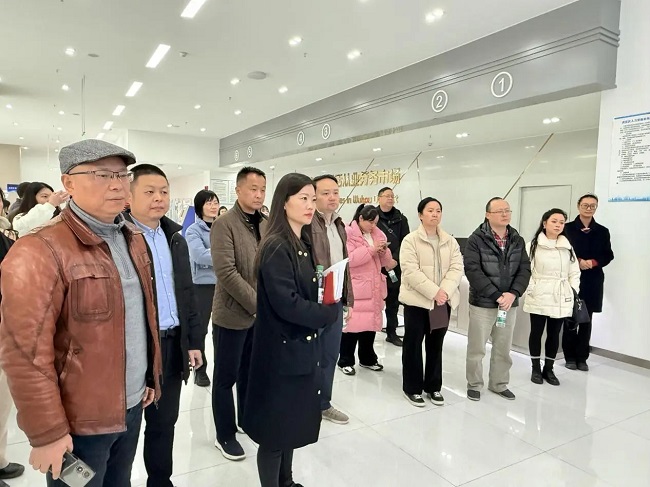 武侯區多部門領導聯合考察調研瑞方人力運營的武侯區人力資源市場 第1張 武侯區多部門領導聯合考察調研瑞方人力運營的武侯區人力資源市場 第1張