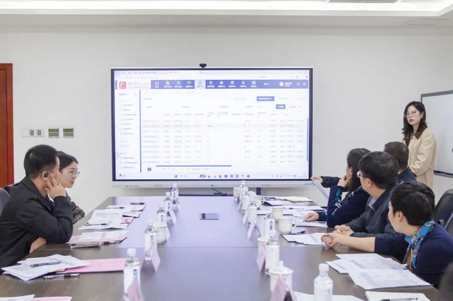 國家統計局服務業調查中心分析研究處處長、一級調研員展國殿一行蒞臨瑞方人力考察調研 第2張